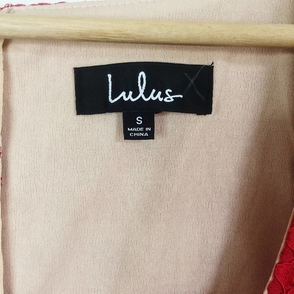 Lulu's NWT Red Lace Bodycon Mini Dress Date S - Picture 5 of 9